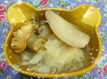 響螺雪梨雪耳湯