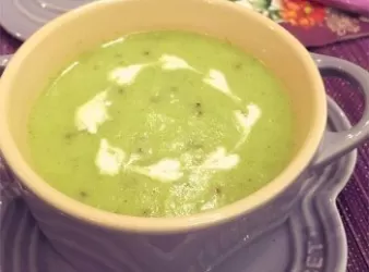 西蘭花薯仔藜麥忌廉湯
