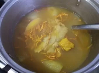 蟲草花花膠瘦肉煲冬瓜 (1湯1餸)